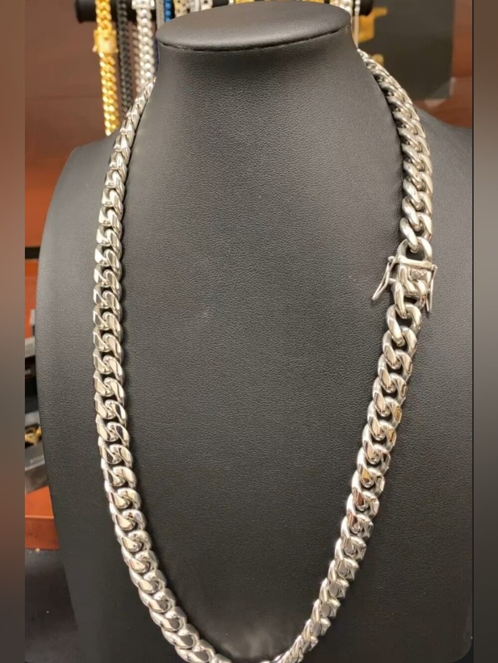 30in Stainless Steel Cuban Link Chain Necklace
